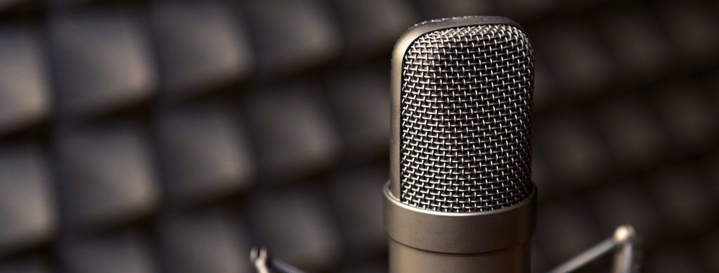 Podcasts Past- 6 History Podcasts Recommended by a Historian microphone