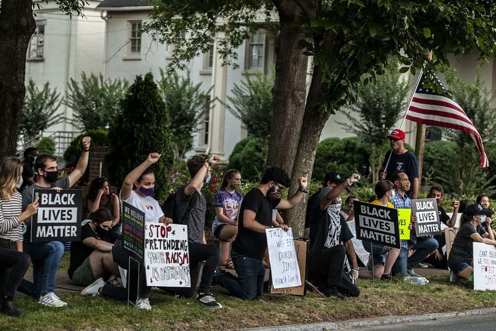 Kneeling demonstrators