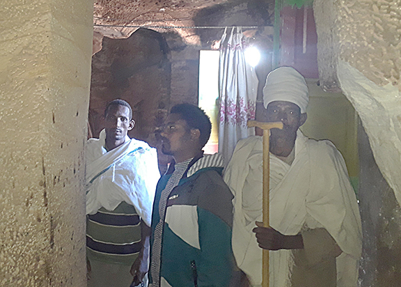 Christians from Ethiopia to be barred from Israel at Easter Inside_Debre_Sema'it_rock_church