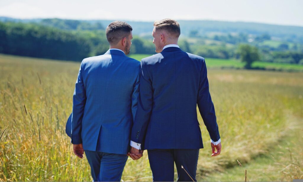 Some U.S. Mennonite pastors now allowed to conduct gay marriages couple-5385141_1920