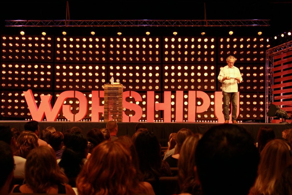 church-g0d90a556e_1280