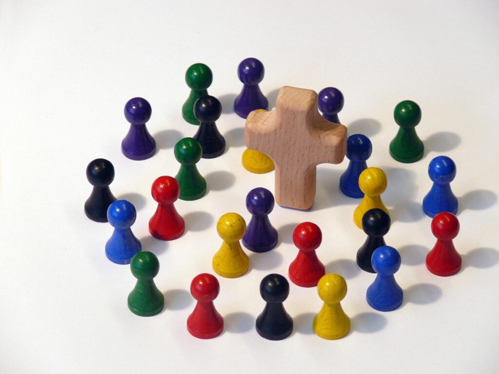 University of Notre Dame has faith in group of young adult Hispanic Catholics cross-1261976_1920