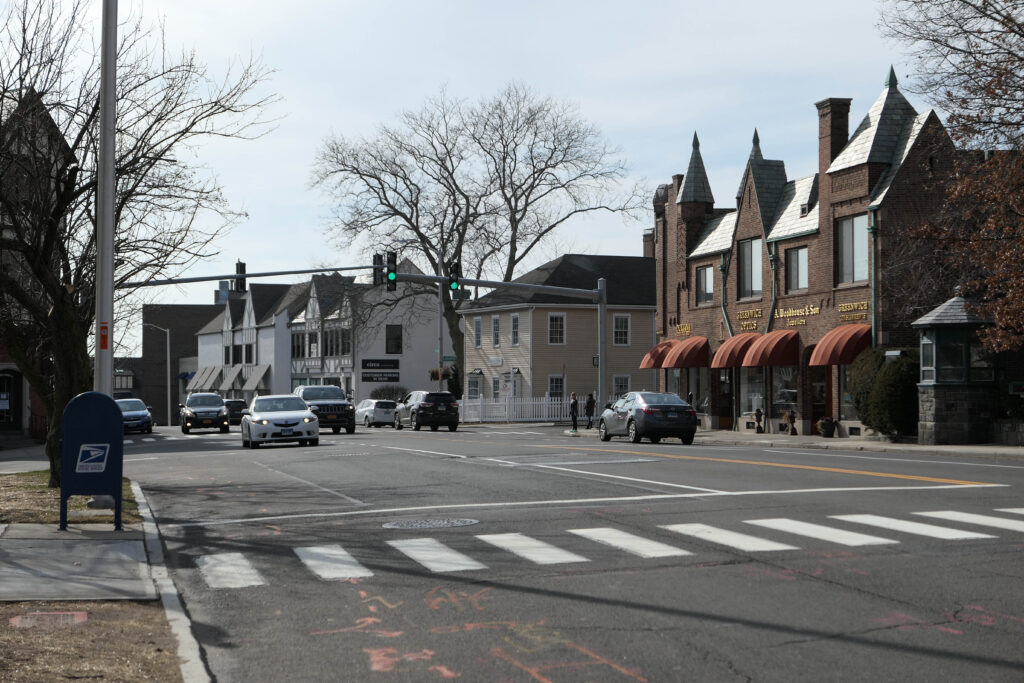 Greenwich school official under investigation Greenwich, CT