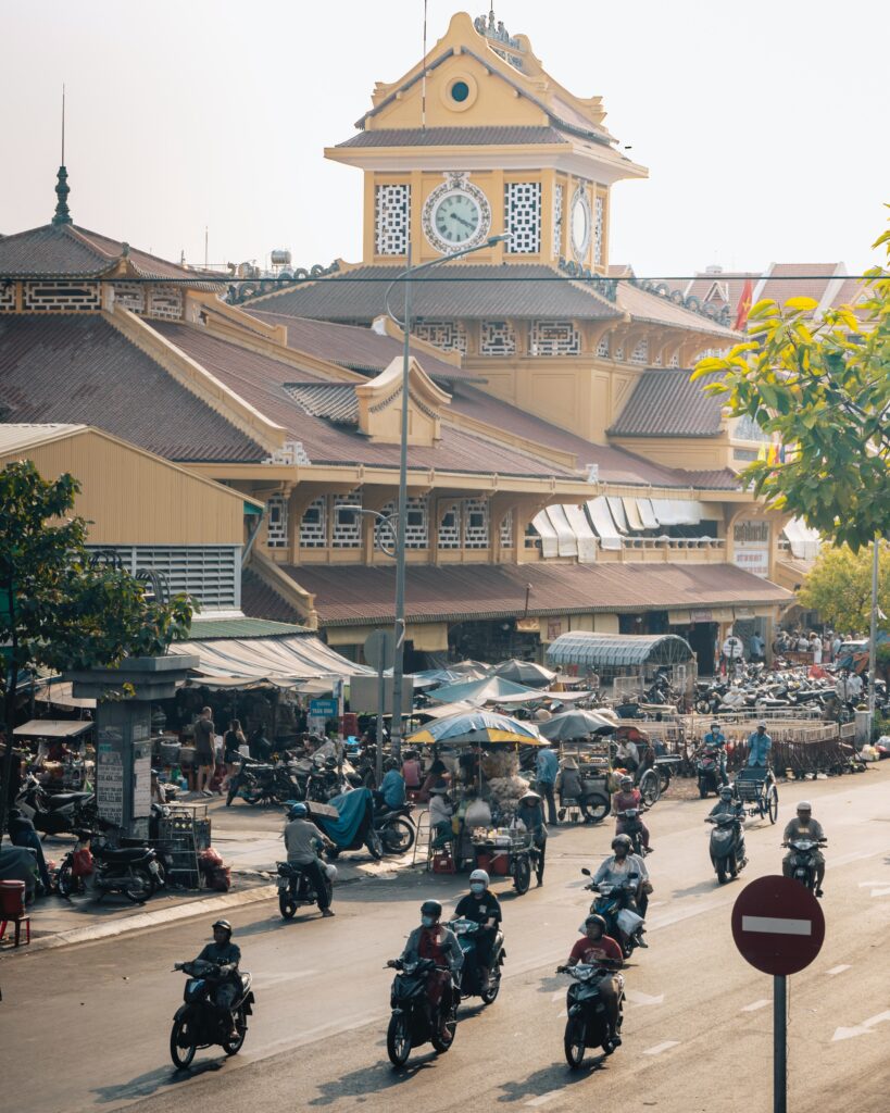 Franklin Graham preaches in ‘Spring Love Festival’ in Vietnam A street view in Vietnam filled with motorbikes.