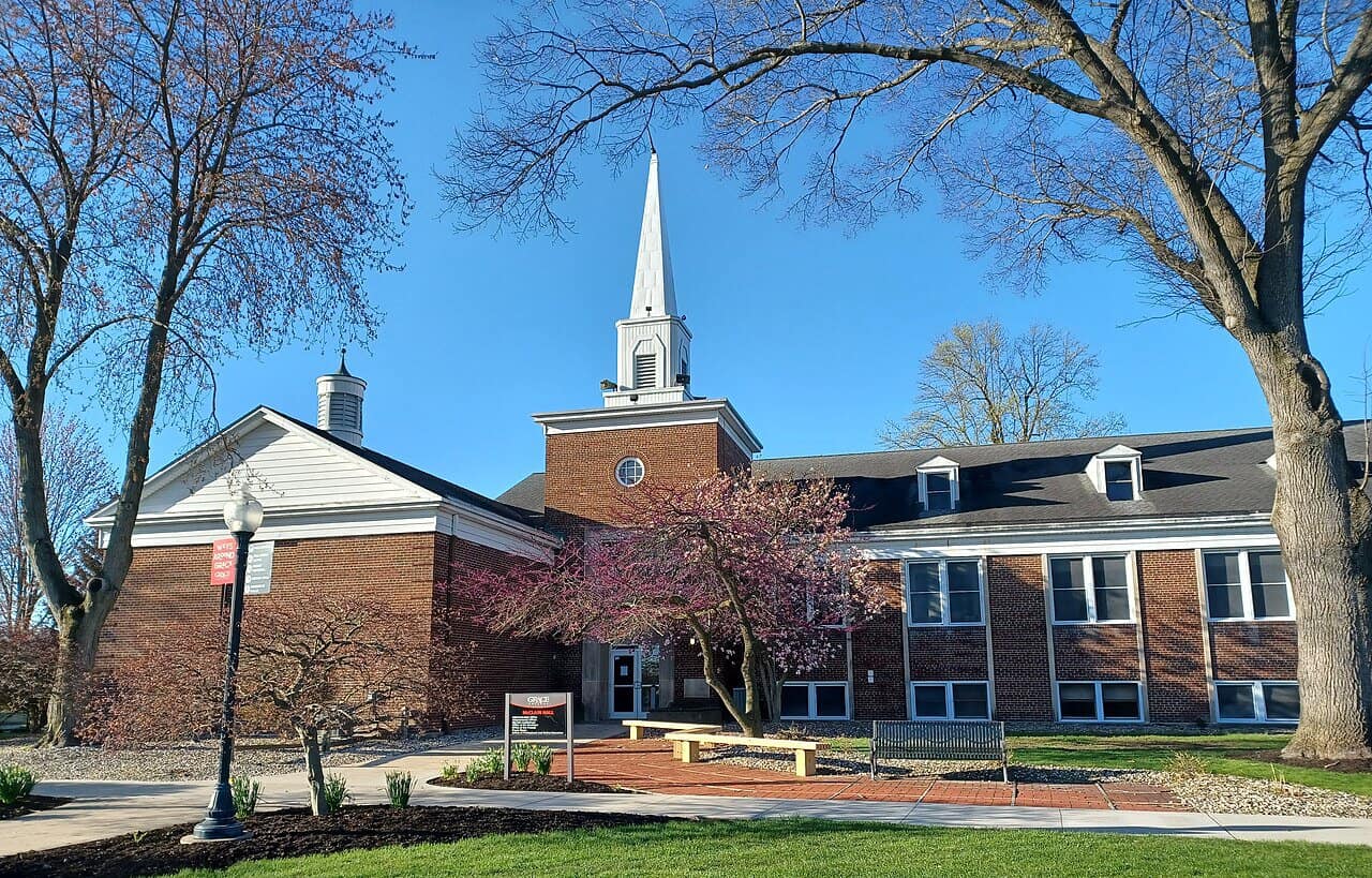 Grace College and Theological Seminary building