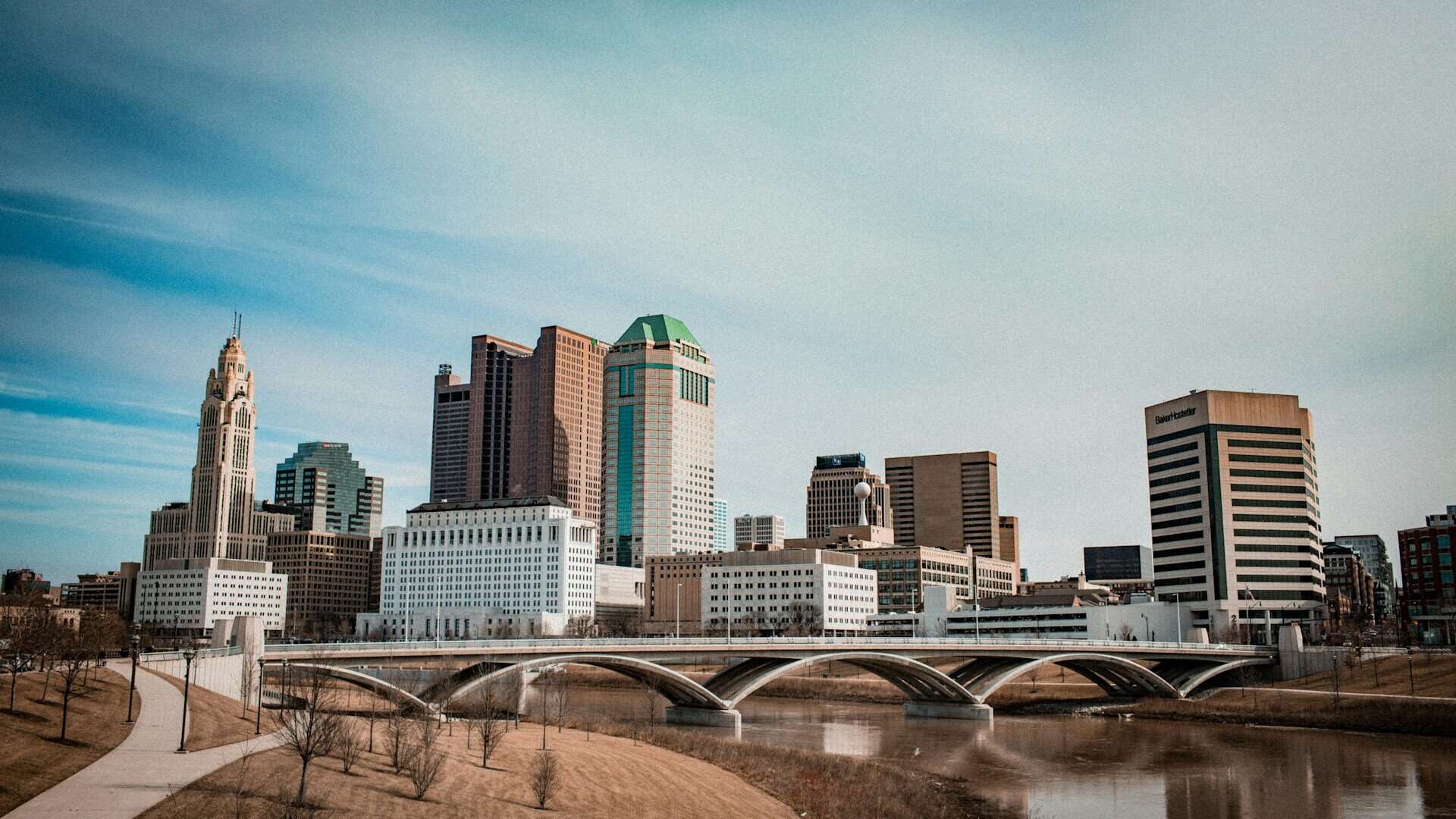 Columbus Ohio skyline.