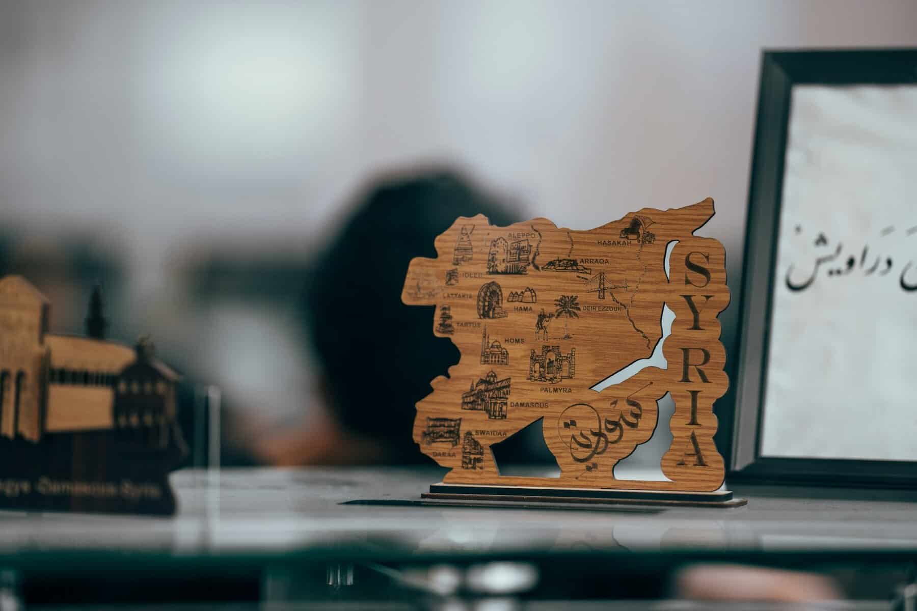 wood cut out of Syria